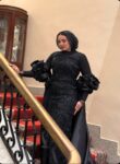 فستان أسود هاند ميد مع إكستنشن أورجانزا