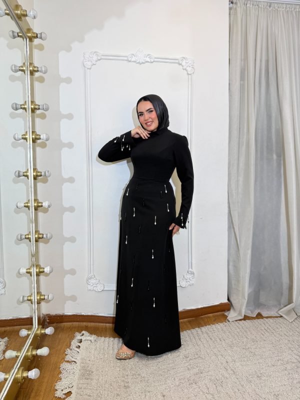 فستان اسود A-Line